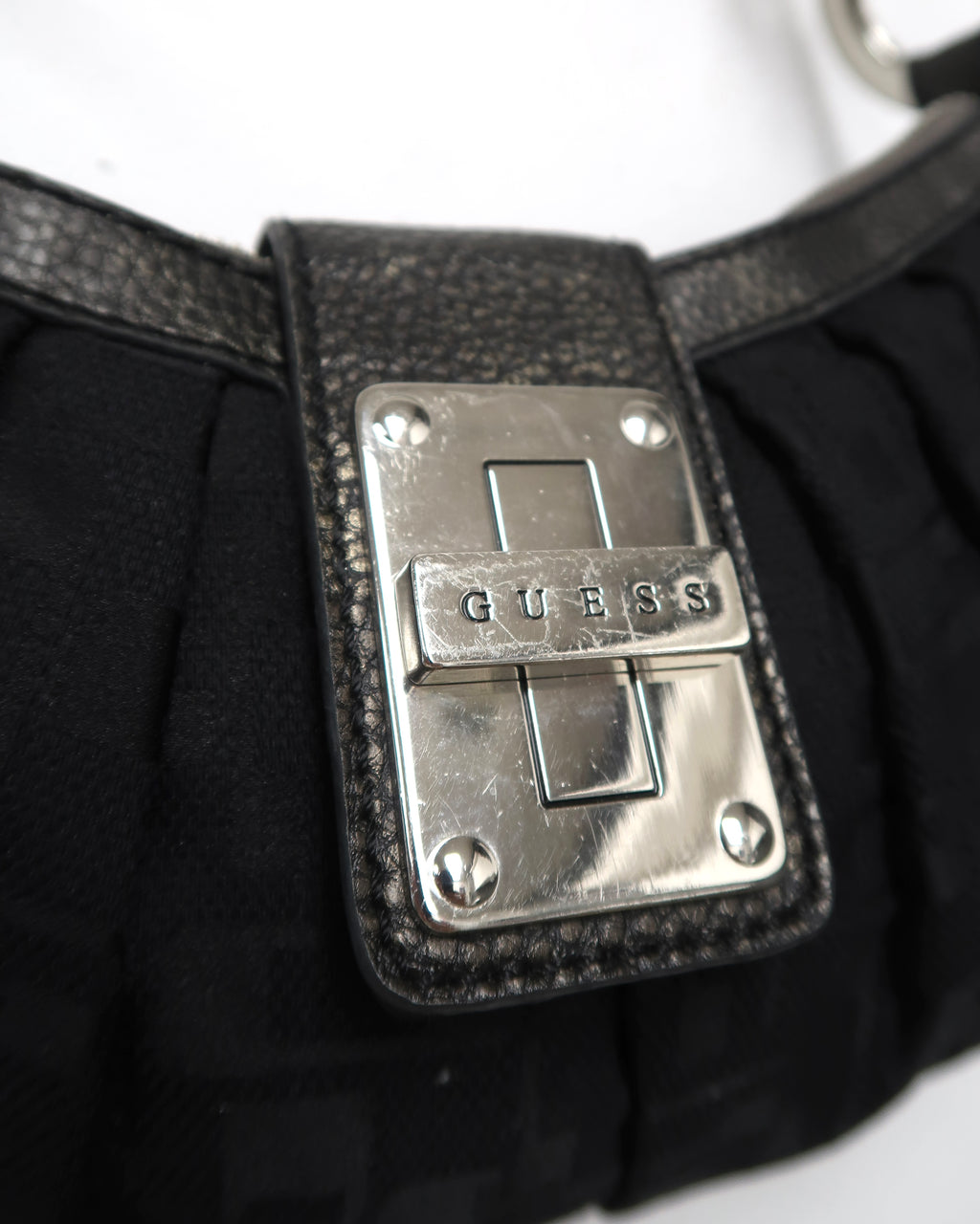 Y2K Guess Shoulder Bag