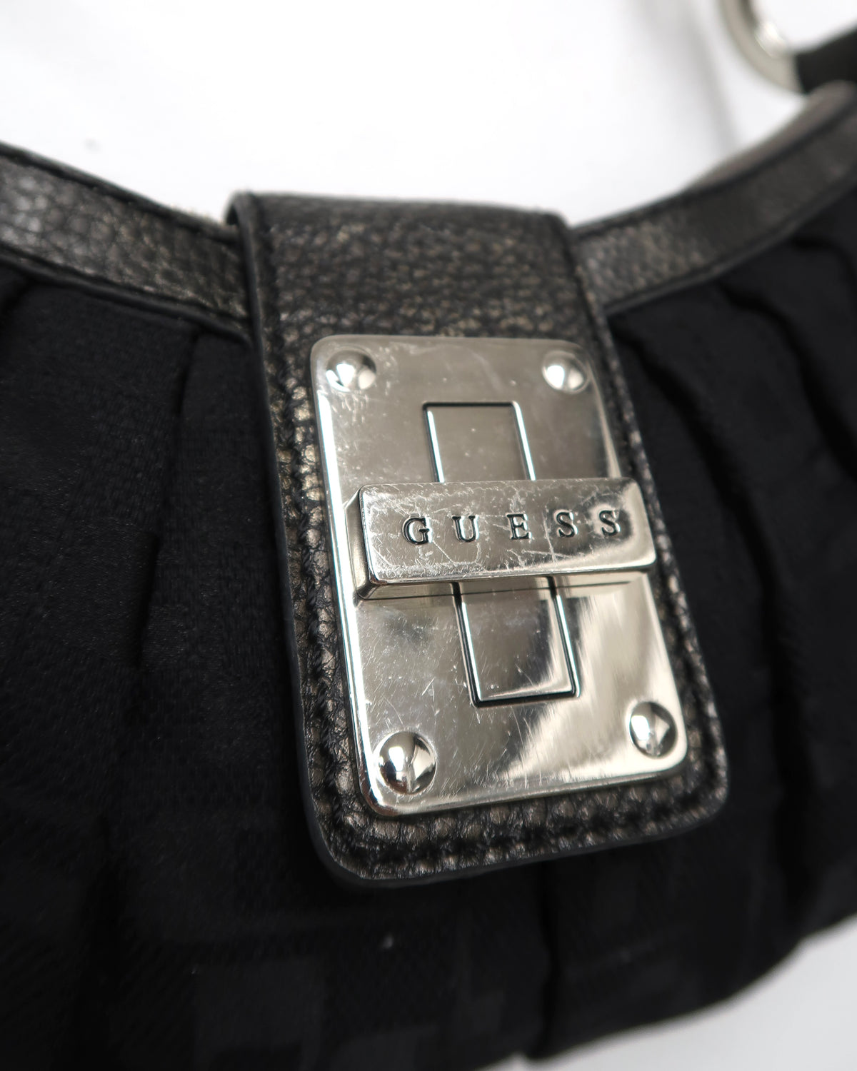 Y2K Guess Shoulder Bag