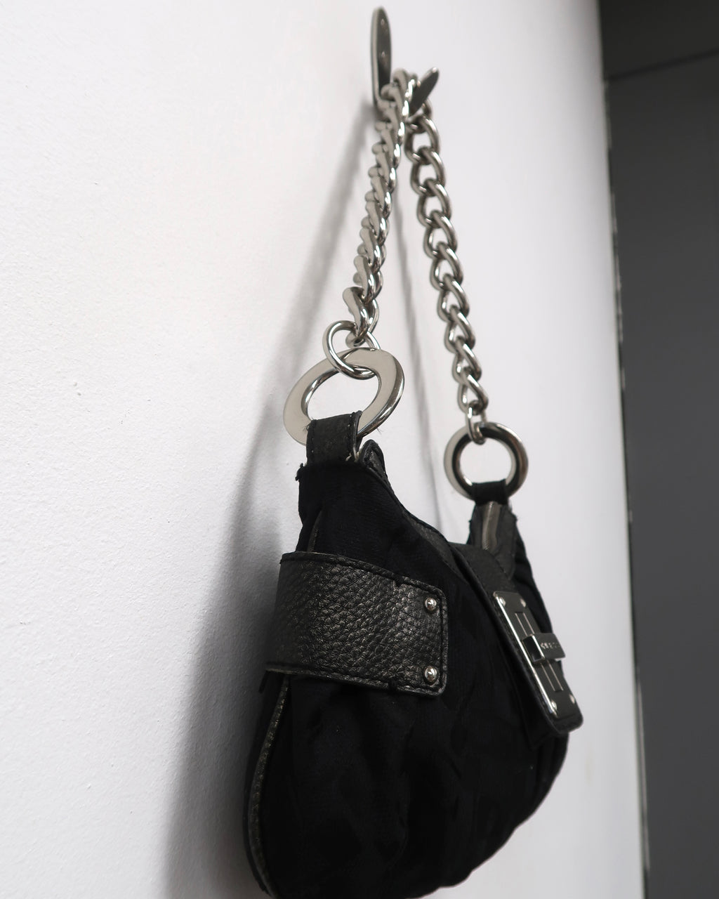 Y2K Guess Shoulder Bag